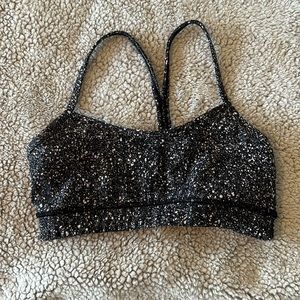 Lululemon size 4 sports bra black